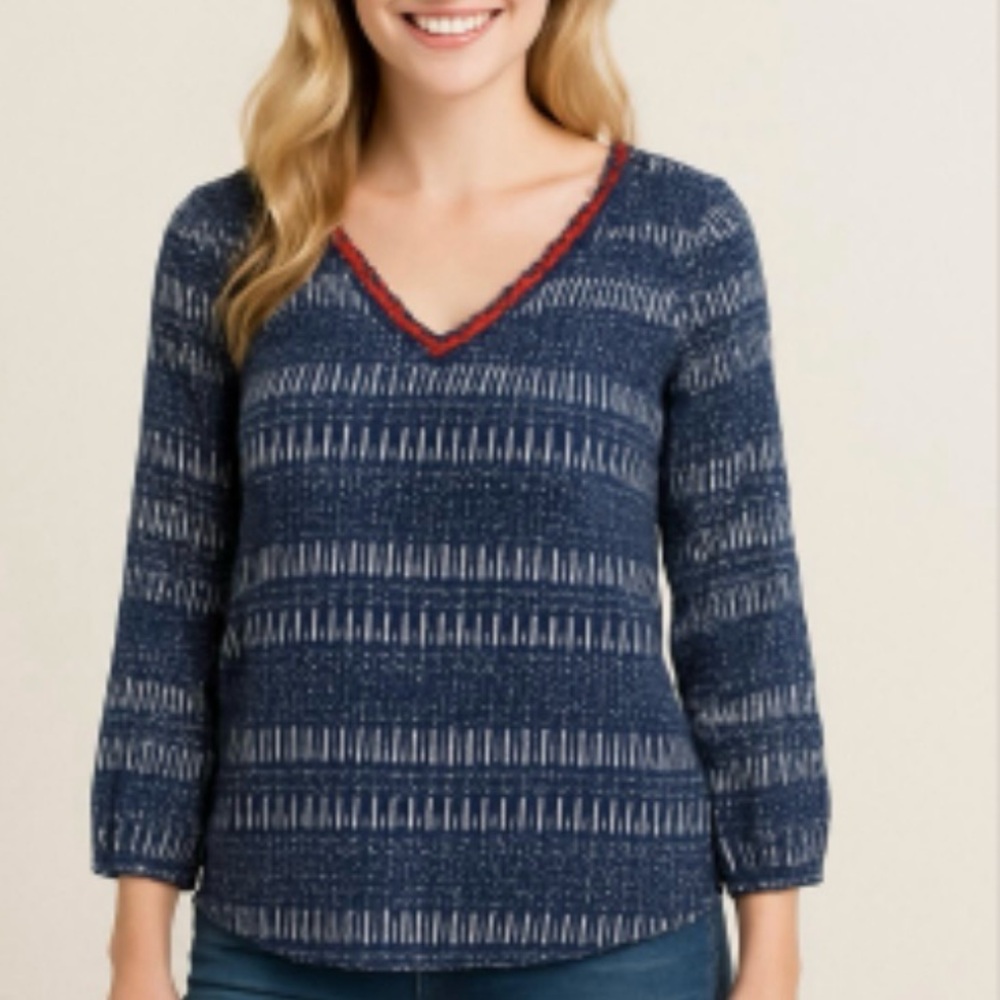 LUCKY BRAND Blue Gray Red V-neck Embroidered Top Medium